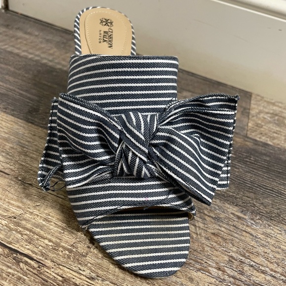 Heels Cushion Walk By Avon - Picture 4 of 6